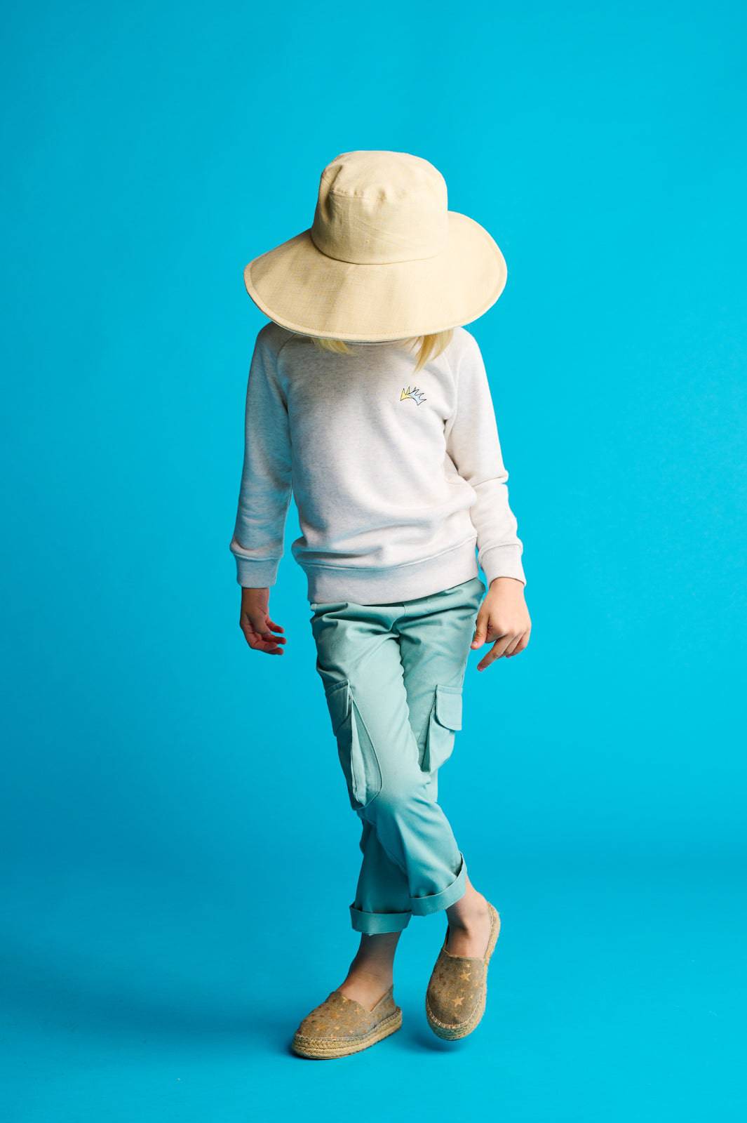 The CooCootales Island Sweatshirt - CooCootales