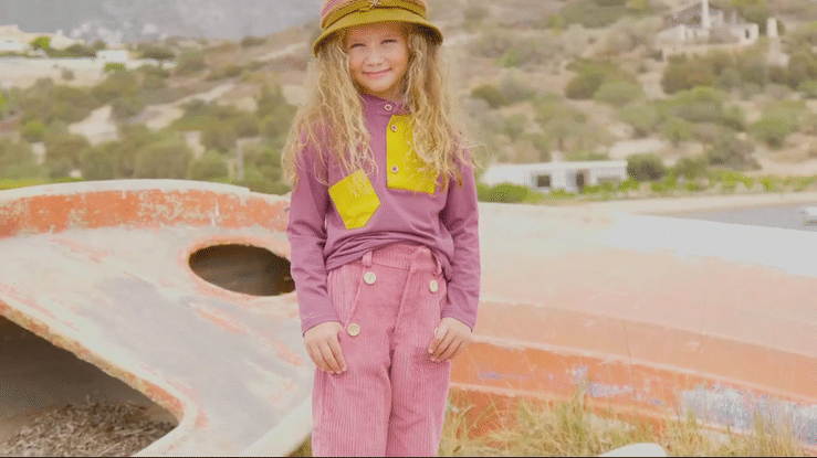 The Μischievous Pocket T-Shirt (girl) - CooCootales