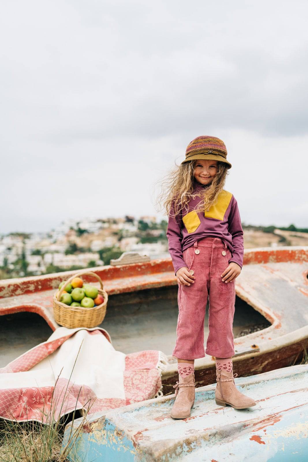 The Μischievous Pocket T-Shirt (girl) - CooCootales