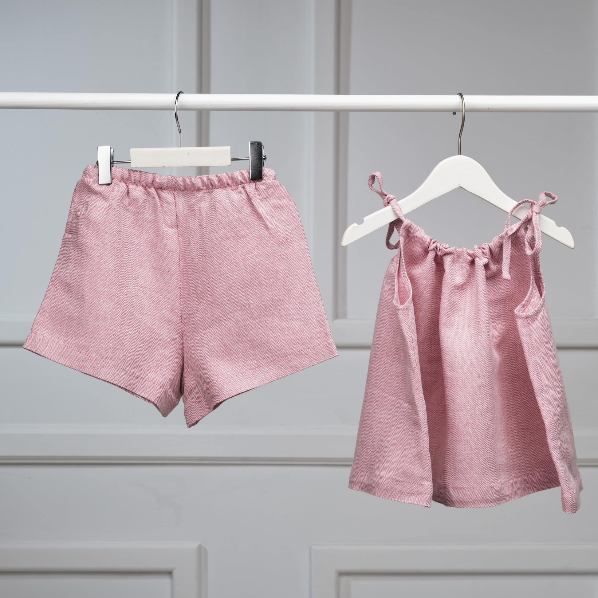 The Seashell Set (gray/pink) - CooCootales